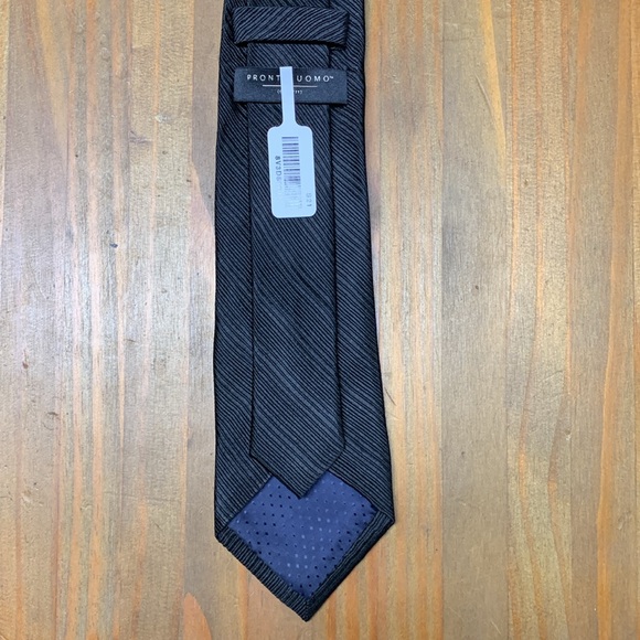 NWT Pronto Uomo Black Diagonal Rib Silk Tie - Picture 2 of 3